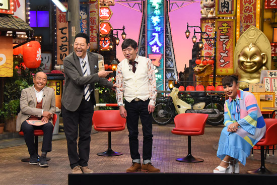 山本浩之、東野幸治、メッセンジャー黒田、サマンサ・アナンサ