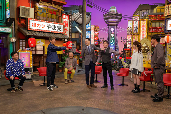 月亭八光、田村裕（麒麟）、山本浩之、東野幸治、メッセンジャー黒田、藤江萌、岡田圭右（ますだおかだ）