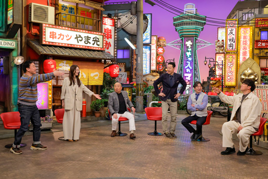 月亭八光、藤江萌、山本浩之、東野幸治、メッセンジャー黒田、岡田圭右（ますだおかだ）