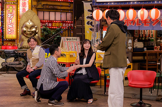 メッセンジャー黒田、東野幸治、佐藤佳奈、岡田圭右（ますだおかだ）