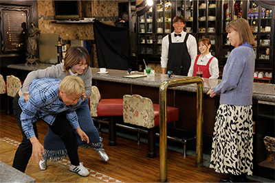 糸井嘉男（阪神タイガース・スペシャルアンバサダー）、吉田沙保里（五輪女子レスリング3連覇）、登坂（とうさか）絵莉（リオデジャネイロ五輪女子レスリング金メダル）、お見送り芸人しんいち、杉原愛子（体操 女子日本代表）