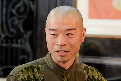 山名文和（アキナ）