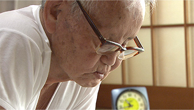 ハンセン病の療養所で67年間暮らしている津田勇二さん（83歳）