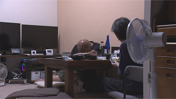出口なき部屋