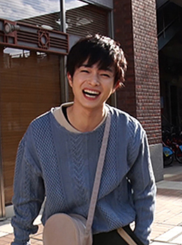 曽田陵介