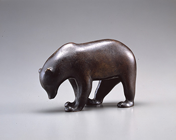 《ヒグマ》 ブロンズ 1918-1926年 群馬県立館林美術館蔵