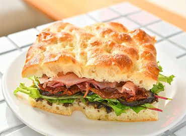 フォカッチャモ