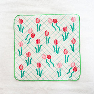 お花モチーフのミニハンカチ（チューリップ・パンジー・レモン）