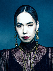川上友里