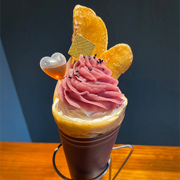 至高の紫芋クレープ