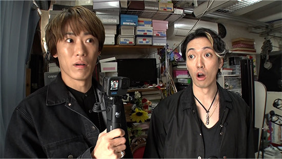 辰巳雄大（ライアン）越岡裕貴（シモン）