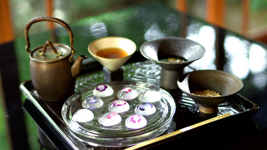 麓寿庵「華わらび(ほうじ茶セット)」