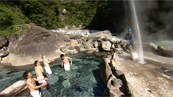 フットボールアワー、銀シャリ