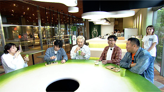 フットボールアワー、おいでやす小田、とにかく明るい安村、田中友梨奈（関西テレビアナウンサー）