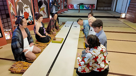 フットボールアワー、おいでやす小田、とにかく明るい安村、田中友梨奈（関西テレビアナウンサー）