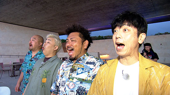 フットボールアワー、鬼越トマホーク