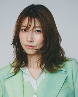 狩野舞子