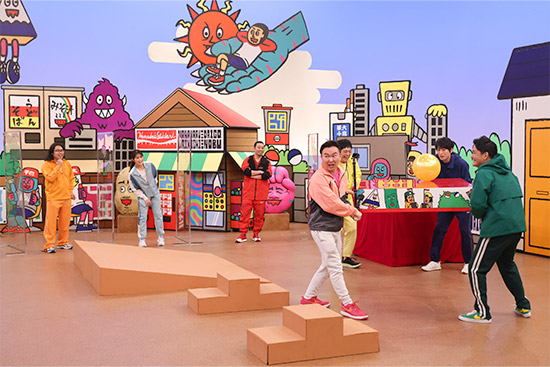 中岡創一(ロッチ)、渋谷凪咲、大悟、山内健司、博多華丸、博多大吉、ノブ