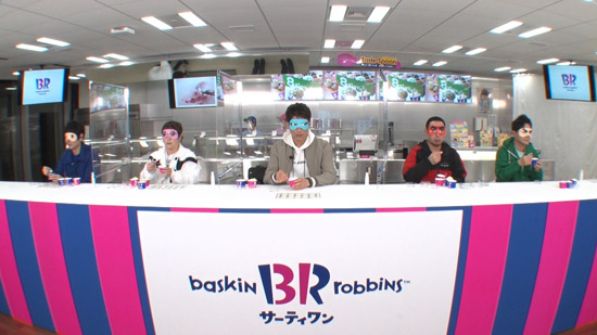 ユースケ博多大吉(博多華丸・大吉)、千鳥(大悟、ノブ)、近藤春菜(ハリセンボン)、佐藤隆太、濱家隆一(かまいたち)