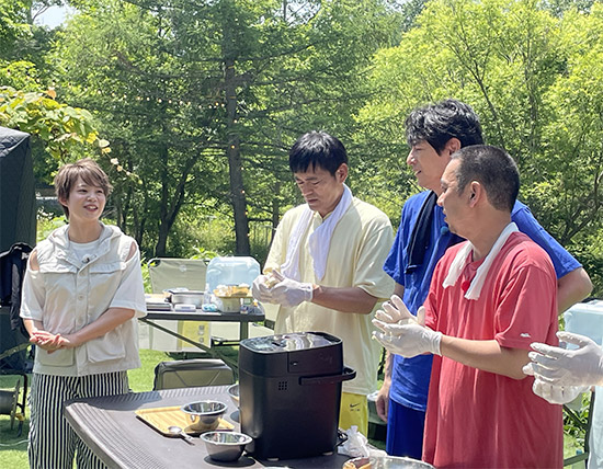 髙木菜那、博多華丸、博多大吉、大悟