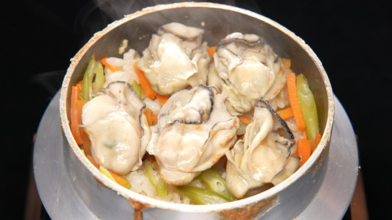 千鳥牡蠣釜飯