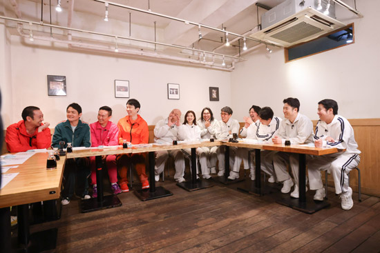 大悟、ノブ、山内健司、濱家隆一、クロちゃん、福田麻貴、中岡創一、小木博明、嶋佐和也、屋敷裕政、水田信二、井口浩之