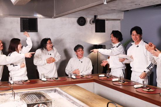福田麻貴、中岡創一、小木博明、嶋佐和也、屋敷裕政