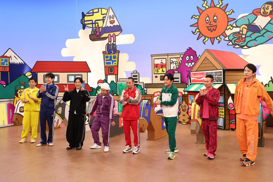 博多華丸・大吉（博多華丸、博多大吉）、千鳥（大悟、ノブ）、かまいたち（山内健司、濱家隆一）、キングコング（西野亮廣、梶原雄太）