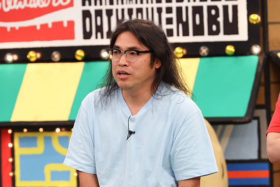 中岡創一