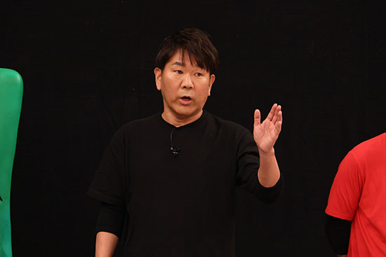 藤本敏史（FUJIWARA）