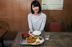 丸二食堂