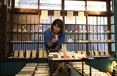 文具店裏具