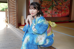 横山由依