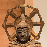  韋駄天立像