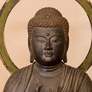 転法輪印釈迦如来坐像