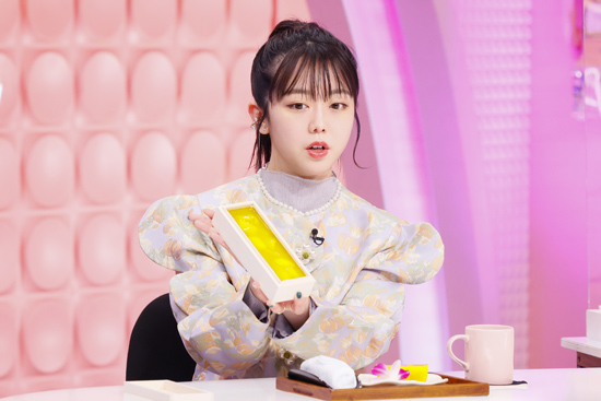 峯岸みなみ