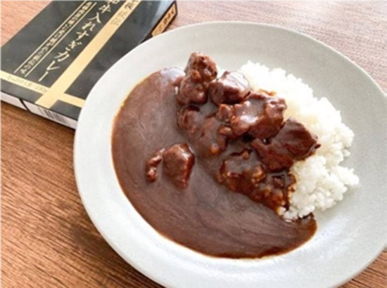 牛長秘伝 「和牛入れすぎカレー」