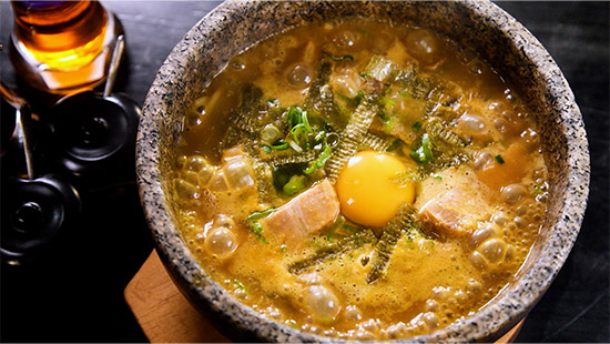 長居スタミナ石鍋カレーうどん