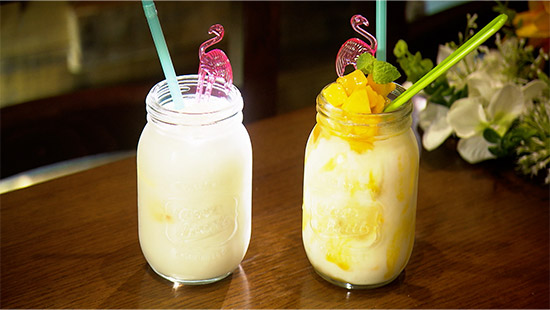 プレーンラッシー、マンゴーラッシー