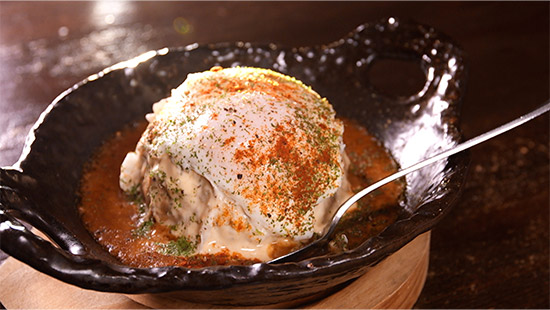 バーグライスセット（ドリンク＋小鉢付き）