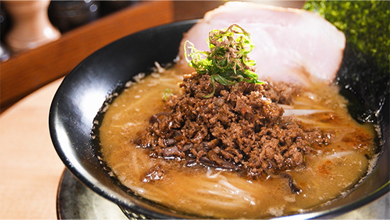 山椒が効いた鶏白湯そば