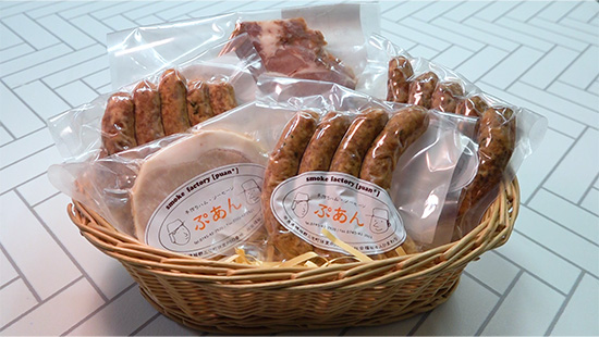 ハム・ソーセージ工房ぷあん