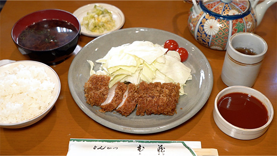 とんかつ む蔵 元町本店
