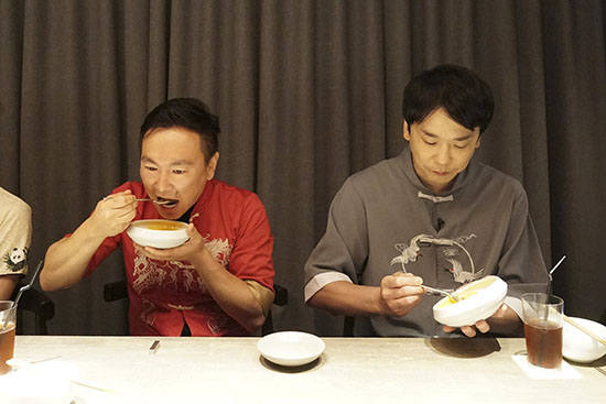 かまいたち（山内健司、濱家隆一）