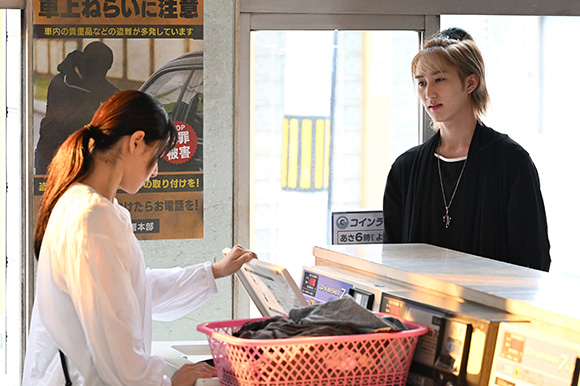 桜井日奈子、橋本涼