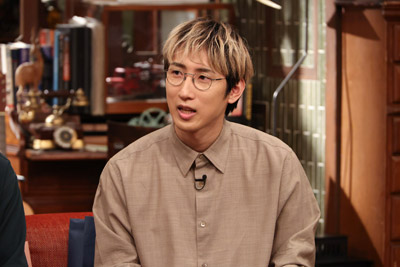 朝井リョウ