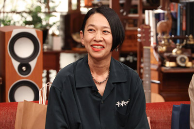 西加奈子