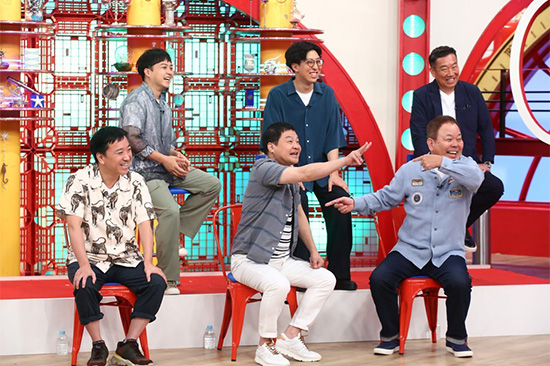 ほんこん、月亭方正、メッセンジャーあいはら 、月亭八光 、ドーナツ・ピーナツ