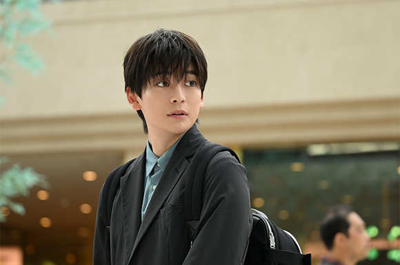 高橋文哉