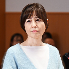 石野真子